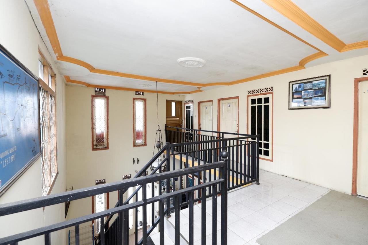 Spot On 2112 Homestay Lestari Dieng Syariah Diyeng Exterior foto